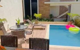 Barra grande com piscina, ar condicionado, novo , bem localizado